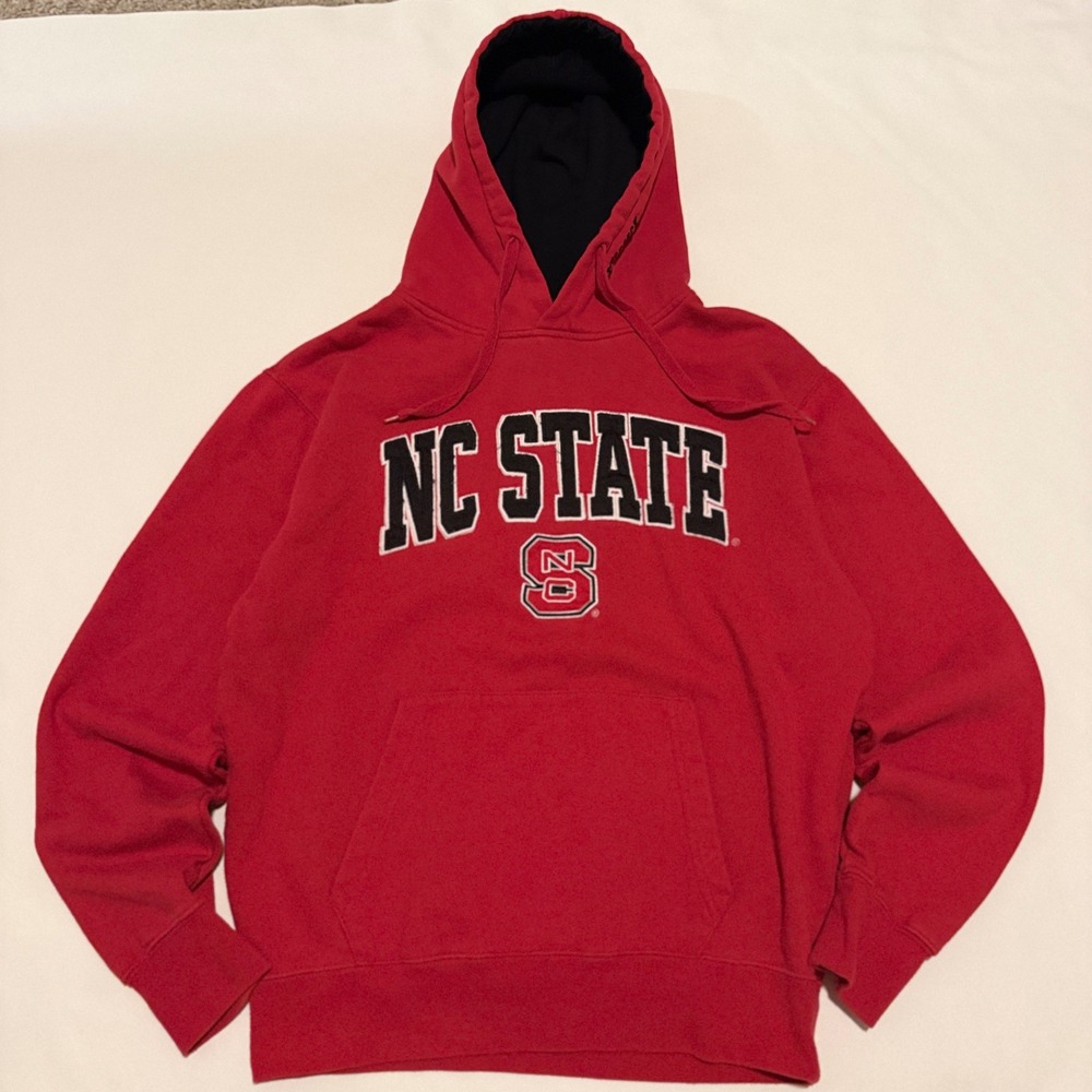 Stadium Athletics Hoodie Men Small Red NC State Wolfpack Collegiate Pullover